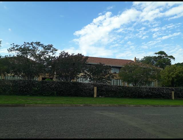 2 BEDROOM FLAT SOLD IN DRAKENSVIEW